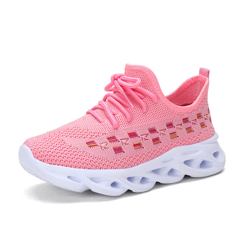 Girls' sport sneaker with mesh