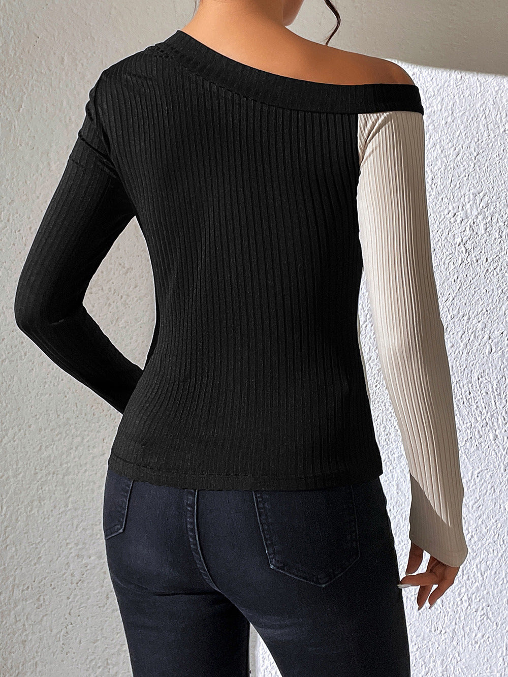 Long Sleeve Off-shoulder Knitted T-shirt