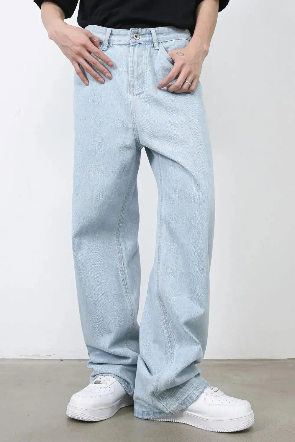 Mens Loose Fit Jeans With Pockets Button Fly Cotton Blend Imported Trendsi