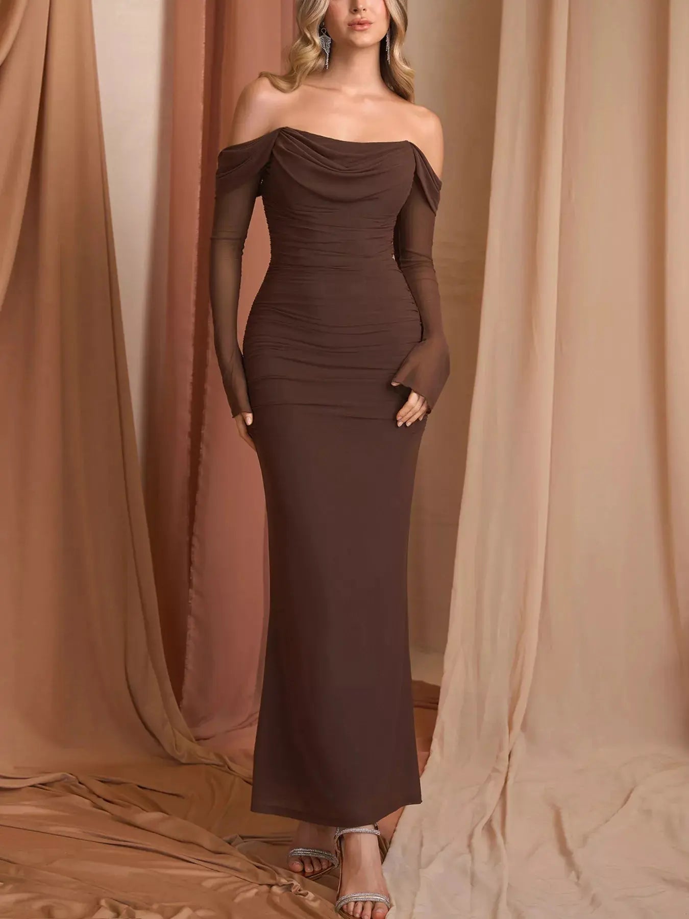 Off Shoulder Ruched Mermaid Maxi Dress Lined With Zipper Trendsi