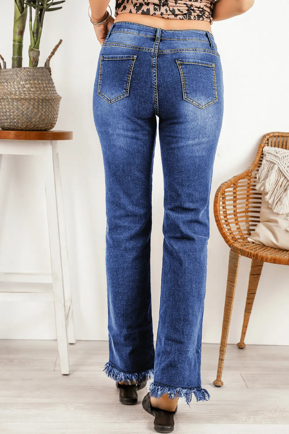 Ripped Frayed Hem Jeans Distressed Denim With Slight Stretch Long Regular Fit For Casual Chic Style Trendsi