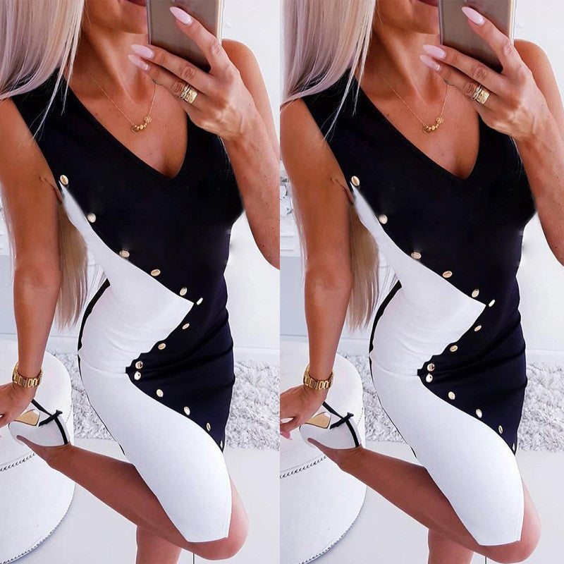 Sleeveless Contrasting V-Neck Skinny Dress